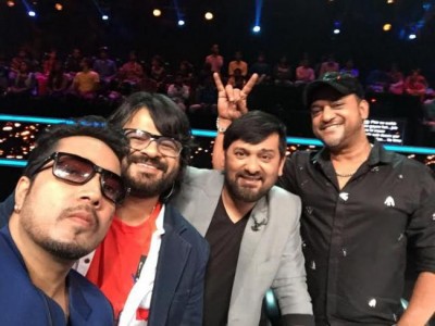 Pritam shoots with Shahrukh Khan for Sa Re Ga Ma Pa