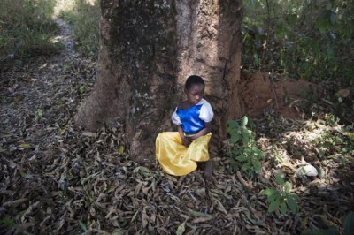 Millions of â€˜children on the moveâ€™ without protection is unacceptable â€“ UN refugee agency chief