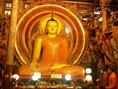 Freedoms of religion and expression â€˜twin rightsâ€™ in fighting intolerance â€“ UN report