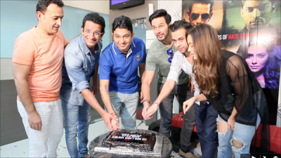 'Wajah Tum ho team' celebrates 10 million views 