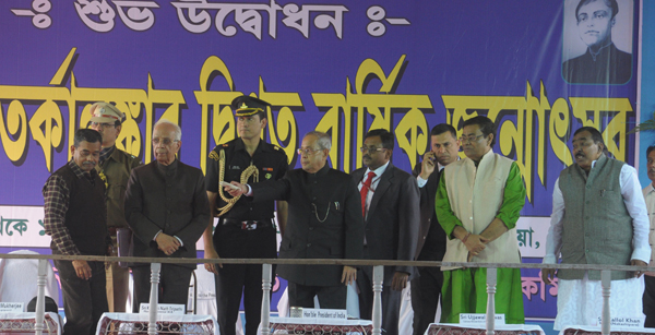 Pranab Mukherjee visits West Bengal 