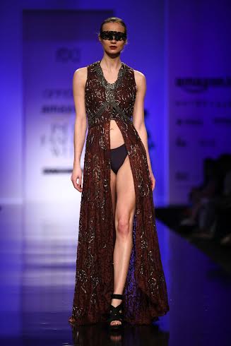 Amazon India Fashion Week: Shriya Saran sizzles ramp