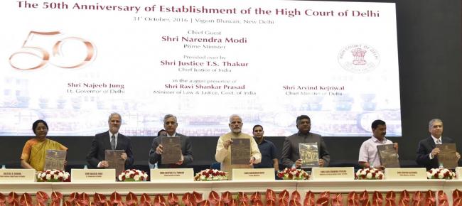 Narendra Modi paying floral tribute to Sardar Vallabhbhai Patel on Rashtriya Ekta Diwas, at Patel Chowk, in New Delhi 