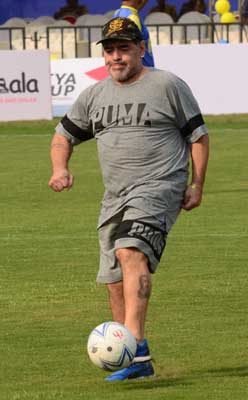 Diego Maradona relives football-romance in Kolkata