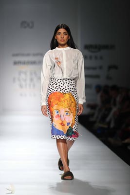Aartivijay Gupta showcases her collections at Amazon India Fashion Week