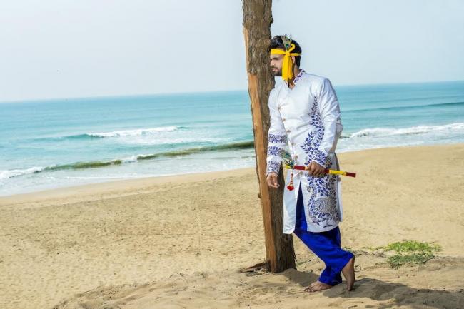 Dolliz Kasba of Kolkata launches Holi fashion collection