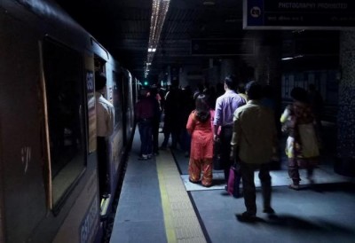 Major power-cut hits Kolkata, throws Metro service out of gear