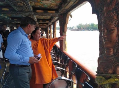 Uma Bharti begins Ganga Nirikshan Abhiyan