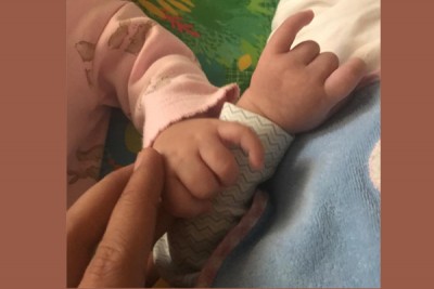 Karan Johar shares picture of his twins