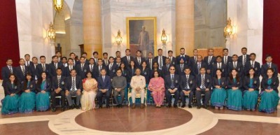 Ram Nath Kovind with probationers of 67th (2015) batch of Indian Revenue Service