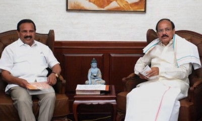 Union Minister D.V. Sadananda Gowda called on Vice President, M. Venkaiah Naidu
