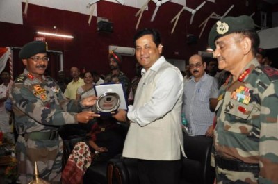 Assam CM unveils statue of Lachit Borphukan