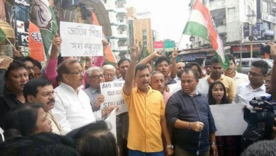 BJP MP compares Gandhi, Nehru with garbage, Congress protest and demand public apology 