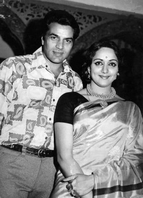 Dharmendra turns 82, Hema Malini wishes