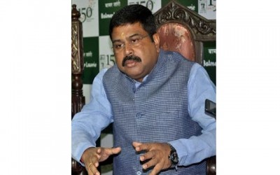 All Petrol Stations in UP to be re-assessed by a Team of State STF, W&M Department, Civil Supplies Department and OMCs says Petroleum Minister