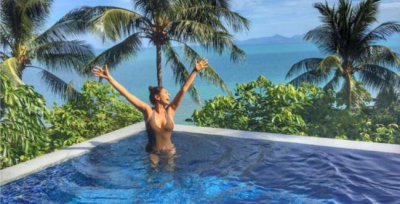 Lisa shares glamorous images herself on social media