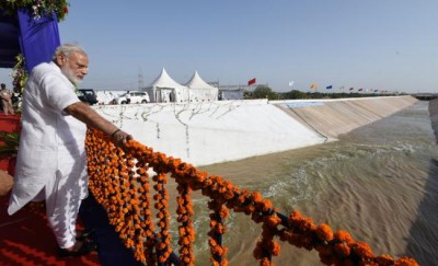 Narendra Modi inaugurates pumping station at Bhachau