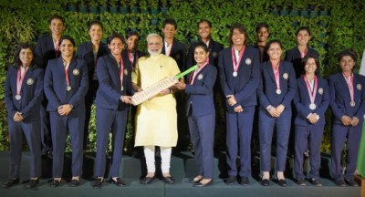 PM Modi interacts with Indian Womenâ€™s Cricket Team