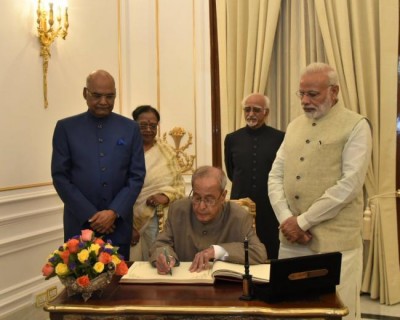PM Modi releases volume 4 of selected speeches of President Pranab Mukherjee 