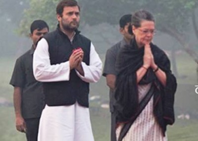 Sonia, Rahul congratulate ISRO for launch of South Asia Satellite