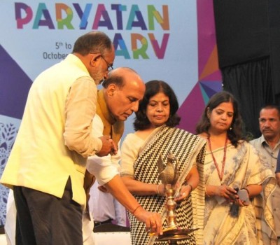 Rajnath Singh inaugurates â€˜Paryatan Parv â€“ Grand Finaleâ€™ on Rajpath Lawns 
