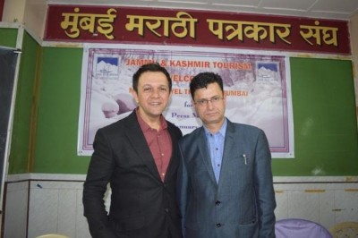 J&K director tourism of state Mahmood Ahmad Shah praises Imran Khan for his film Sargoshiyan 