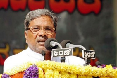 Karnataka CM wants Bengaluru potholes fixed in a fortnight, four deaths in one week  