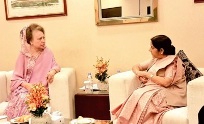 Sushma Swaraj meets Khaleda Zia, Raushen Ershad