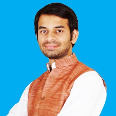 Laluâ€™s son suggests masses to burst balloons to fight pollution