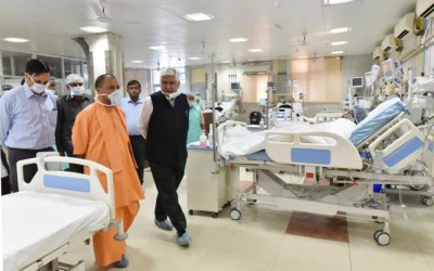 Uttar Pradesh: Yogi Adityanath visits hospitals to enquire about people injured in NTPC blast