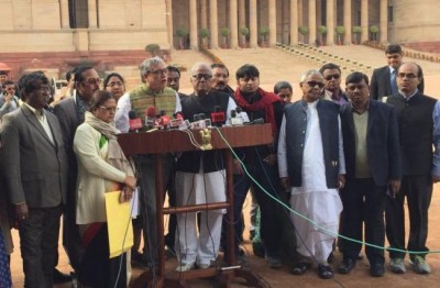 Note ban: TMC leaders meet President Pranab Mukherjee