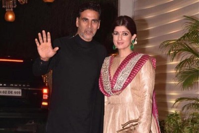 Akshay-Twinkle look gorgeous in Ekta Kapoor's Diwali party