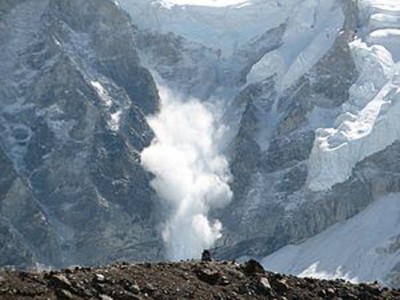 Afghanistan avalanche deaths: Pakistan condoles loss of lives