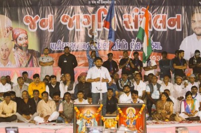 Congress reaches deal with PAAS, Hardik Patel to elaborate matters today