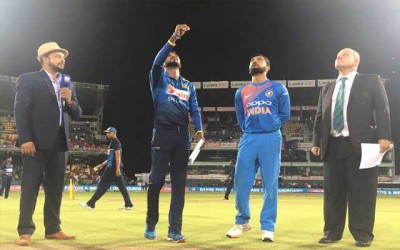 Colombo, Sept 1 (IBNS): India won the toss and opted to field first against Sri Lanka in the T20 match here on Wednesday.