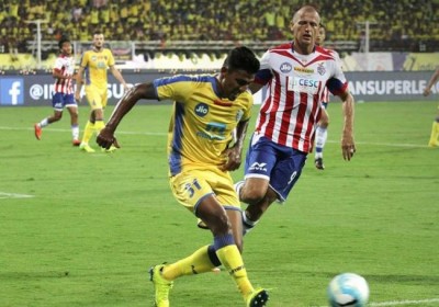 ISL 2017: ATK-Kerala Blasters match draws 0-0