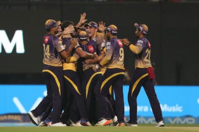 Kolkata beat Bangalore by 82 runs in IPL lowest ever scoring at Eden Gardens