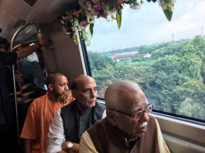 Rajnath Singh, Yogi Adityanath flag off Lucknow Metro