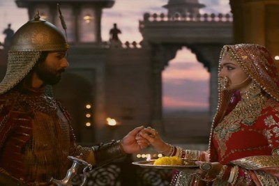 Padmavati row: Bhansali, CBFC chief Joshi to meet Parl panel today