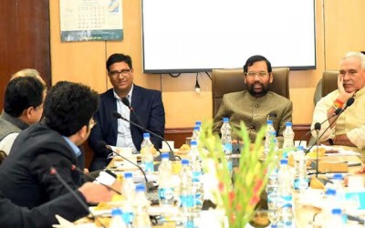 Ramvilas Paswan discharged from hospital