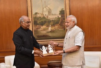 Voting for presidential election begins, PM Modi casts his vote