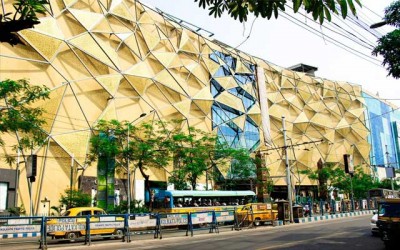 Kolkata's Quest Mall denies entry to director Ashish Avikunthak for wearing 'Dhoti-Kurta'