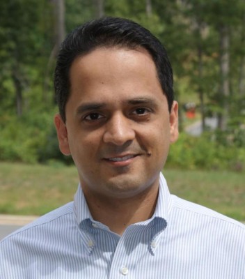 Top official quits Infosys to pursue 'out-of-the-world' assignment