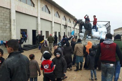 UN agencies assess dire hygiene, protection needs for women in Syriaâ€™s war-ravaged Aleppo