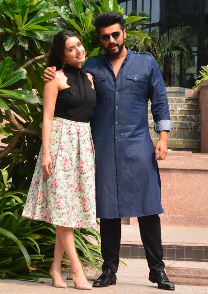 Shraddha Kapoor, Arjun Kapoor visit Kolkata, promote Half Girlfriend 