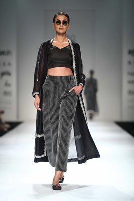 Amazon India Fashion Week:Ragini Ahuja showcases her collections
