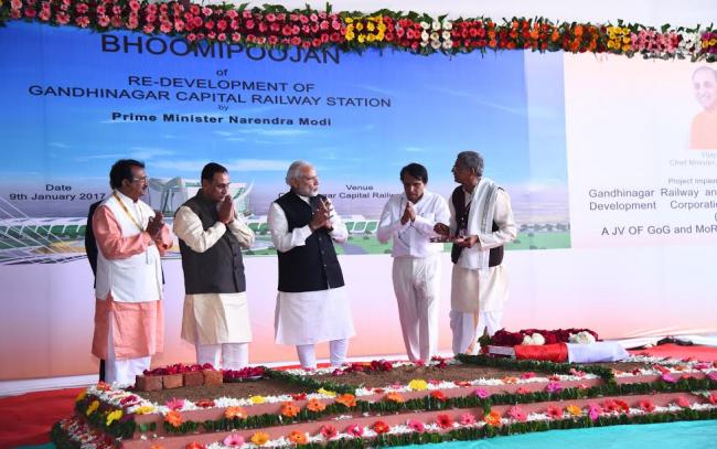Narendra Modi performing the â€œBhumi Pujanâ€