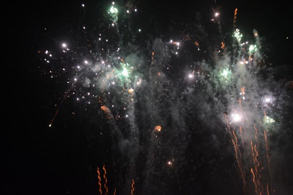 60-feet-tall Ravana burnt on Dussehra in Kolkata's Salt Lake