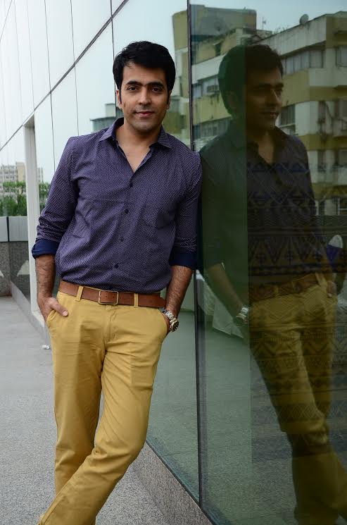 Kolkata: Actors Abir, Mimi and Soham glam up FBB flagship store launch