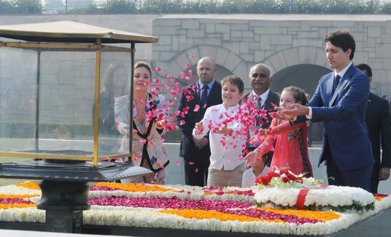 Justin Trudeau, Narendra Modi meet in Delhi, pay tribute at Rajghat